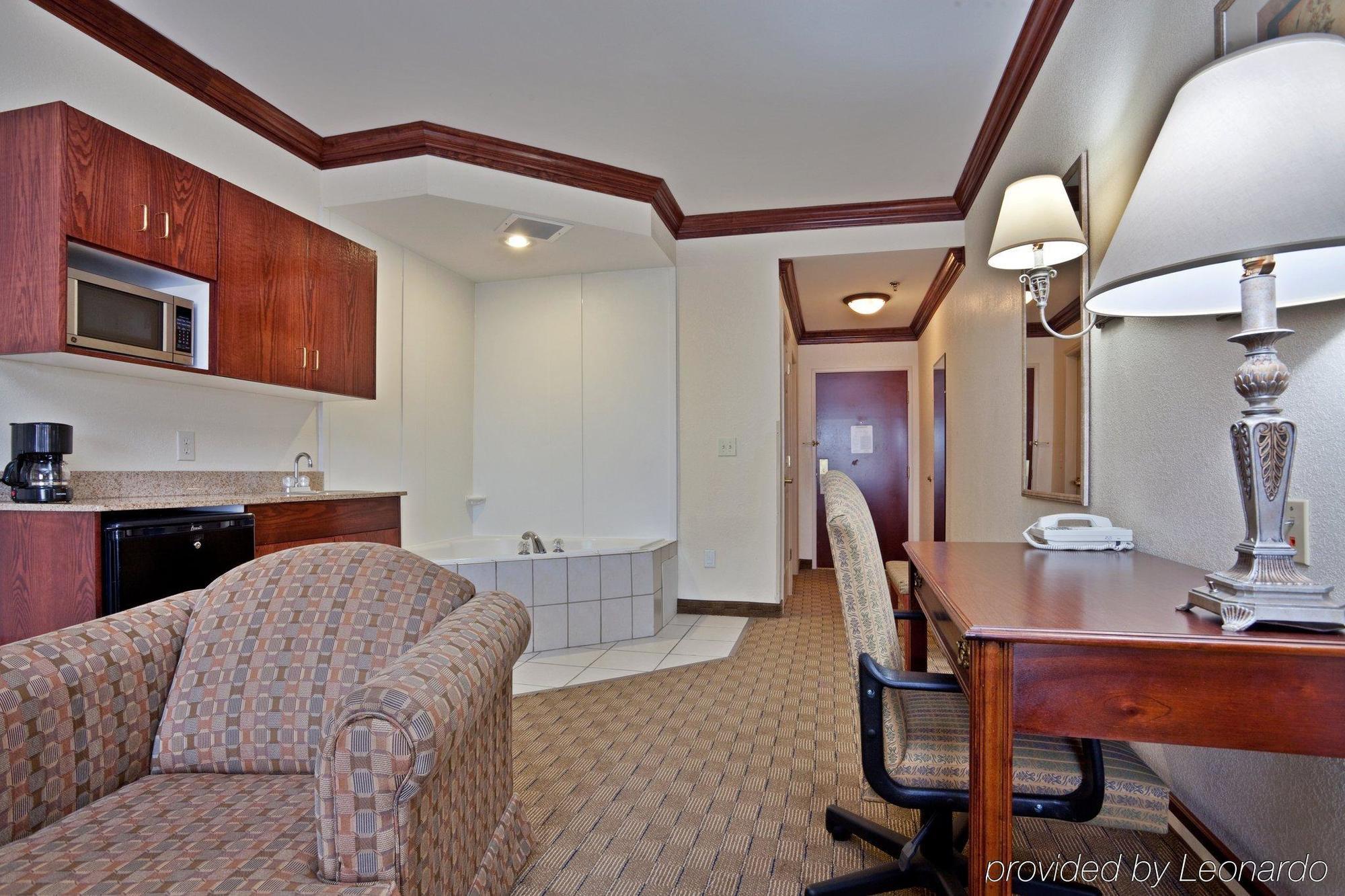 Spark By Hilton Spring Lake Fayetteville エクステリア 写真